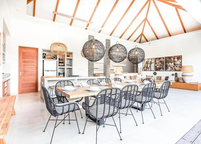 Amazing 4Br Modern Villa 400M To The Beach Canggu