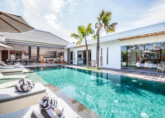 Amazing 4Br Modern Villa 400M To The Beach Villa Canggu