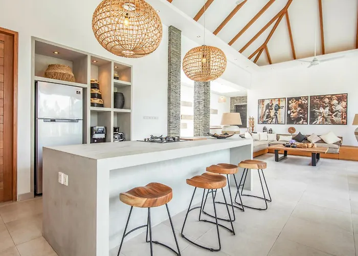 Amazing 4br Modern 400m To The Villa