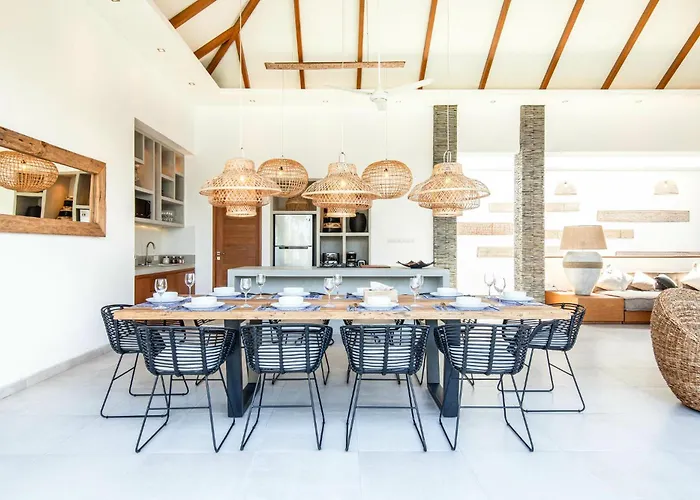 Amazing 4Br Modern Villa 400M To The Beach Villa